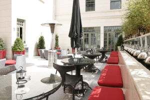 Dylan-Hotel-Outdoor-Seating